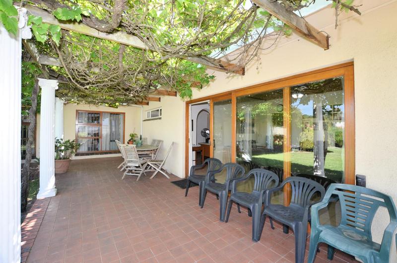 3 Bedroom Property for Sale in Parow North Western Cape